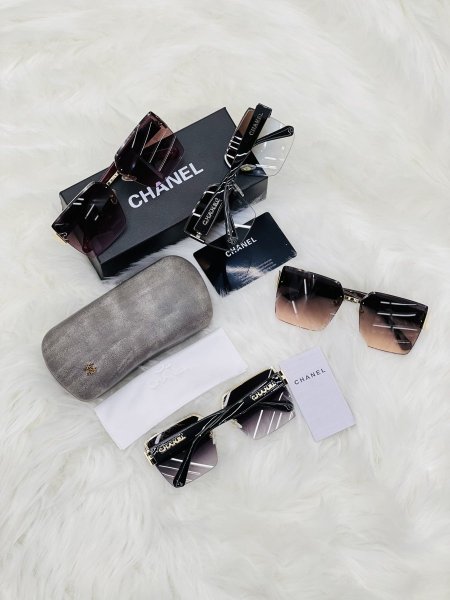  Chanel sunglasses (A1)