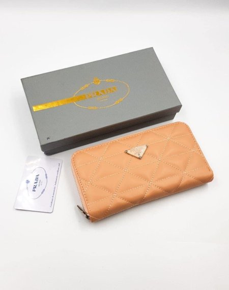 Prada wallet  - بيج