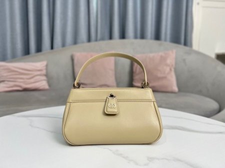 Classy Dior Key Bag - بيج