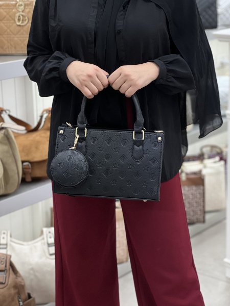 شبية Lv مش مختم كوالتي عالي