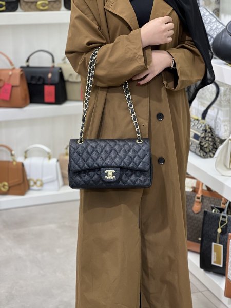  chanel classic flap bag 25cm - اسود جلد كافيار مع لمعة, هاردوير ذهبي