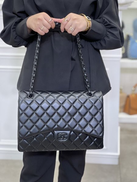 Chanel classic 35cm - اسود جلد ناعم، هاردوير اسود