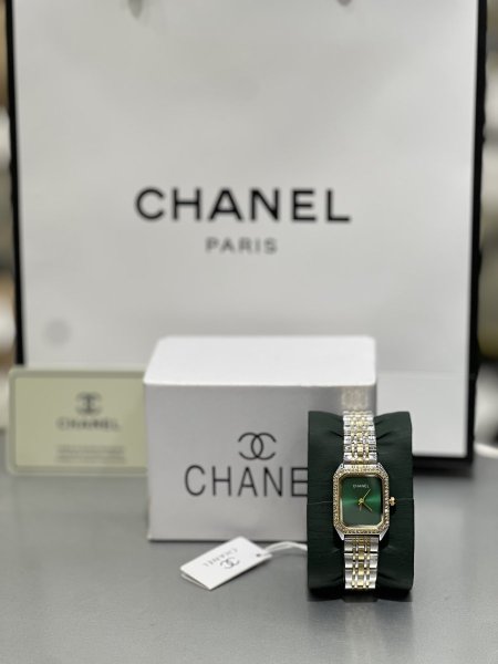 Chanel watches many colors  - اكسسوار ذهبي وفضي، اطار زركون، مينا اخضر