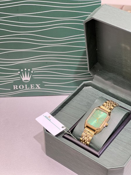 Rolex watches many colors  - اكسسوار ذهبي ، مينا اخضر