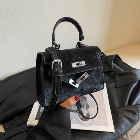 شبية ماركة hermes mini كموش - اسود