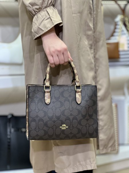 Coach / ماستر كوالتي شامل البوكس الاصلي