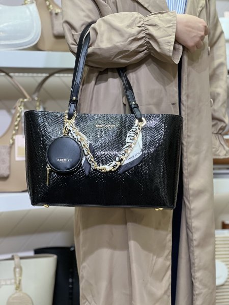 Emily loran/ اصلي