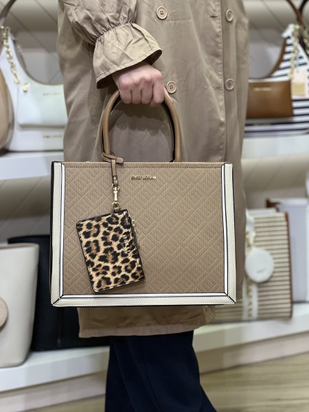 بيج مع ابيض