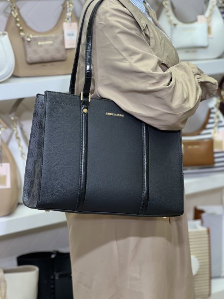 Emily loran/ اصلي