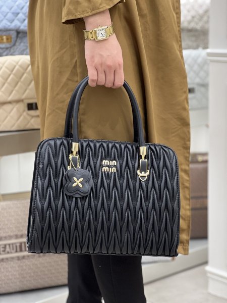 شبية ماركة miu miu / كوالتي عالي