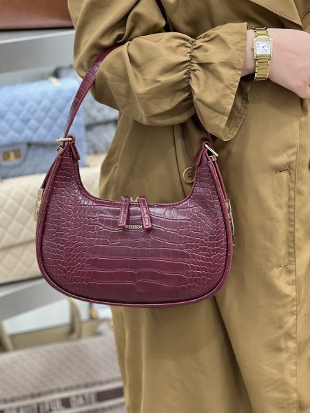 شبية ماركة فيندي / كوالتي عالي