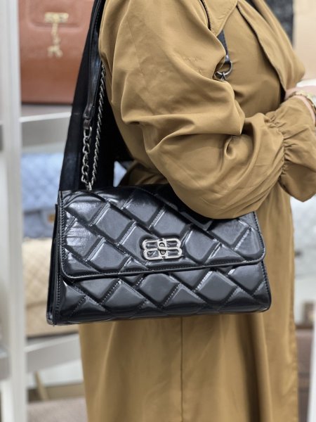 شبية balenciaga / كوالتي عالي