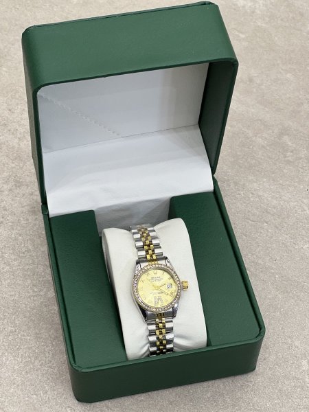 مكس فضي مع ذهبي،مينا ذهبي